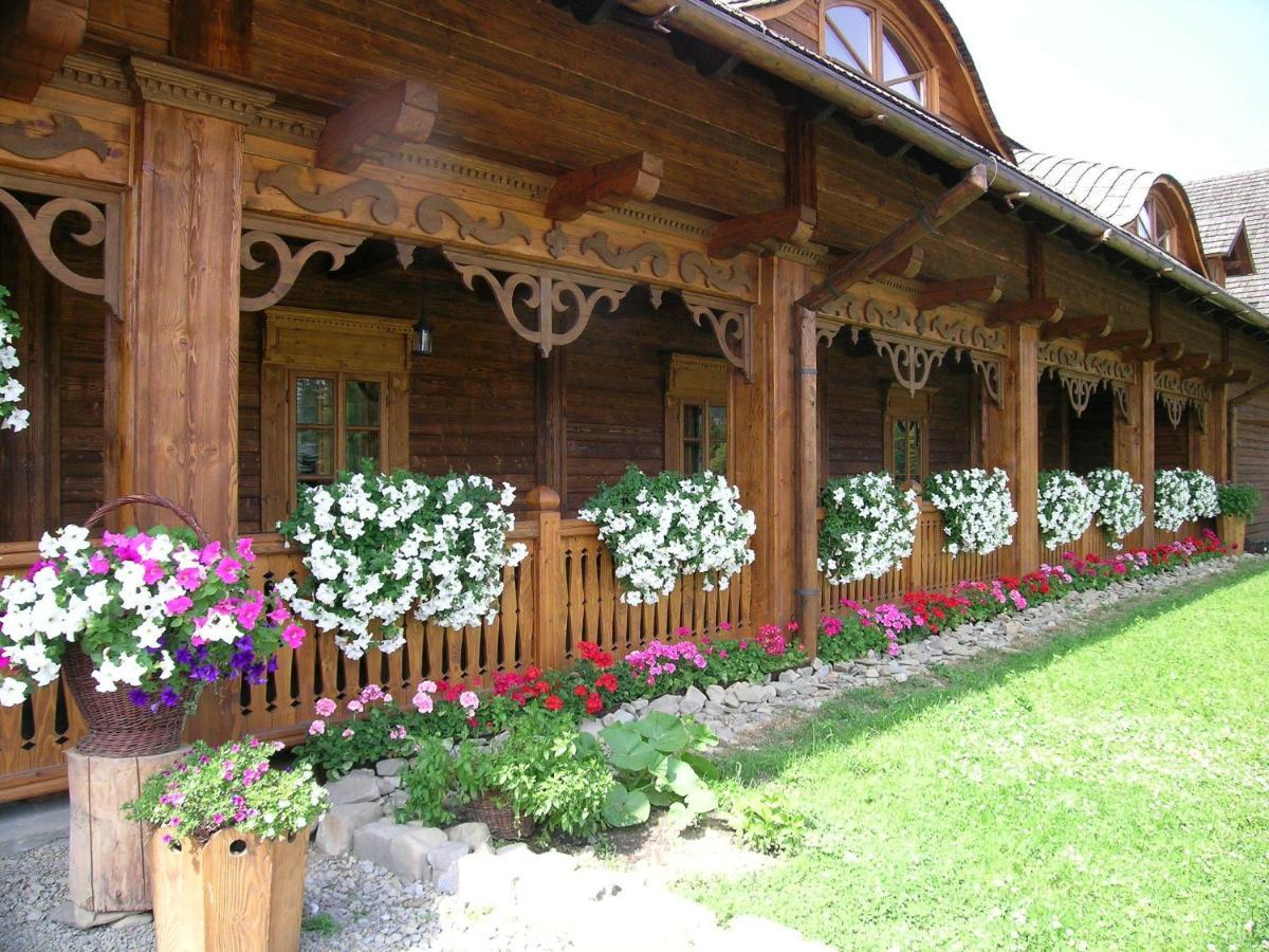 Karczma Regionalna Hotel Goscinna Chata Wysowa-Zdroj Exterior photo