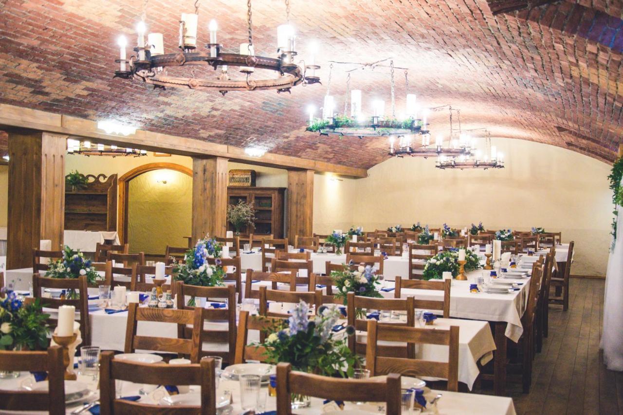 Karczma Regionalna Hotel Goscinna Chata Wysowa-Zdroj Exterior photo